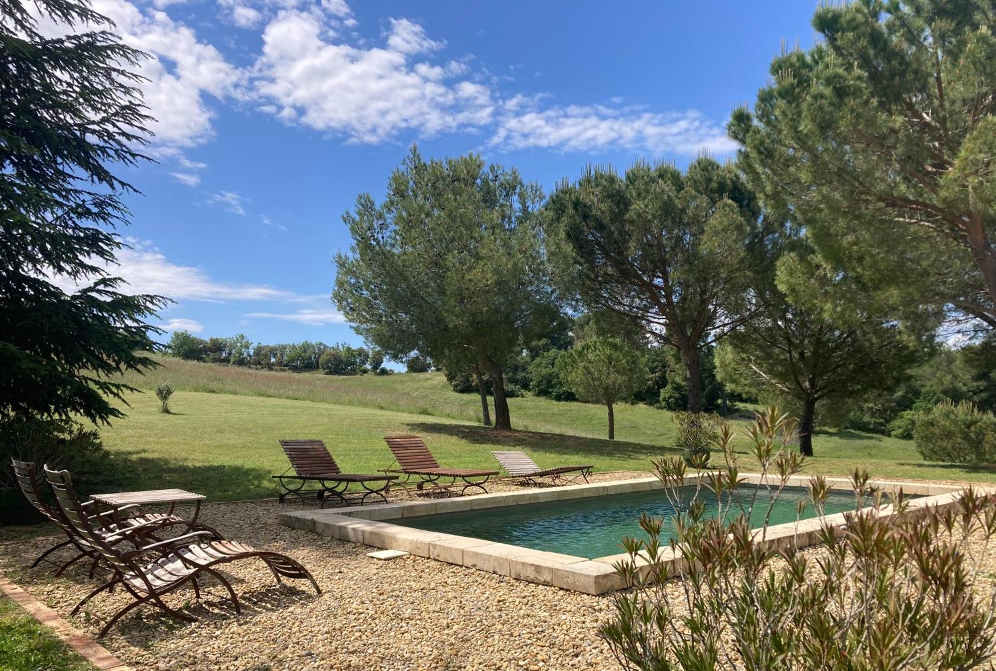 - Le Clos Devancon *